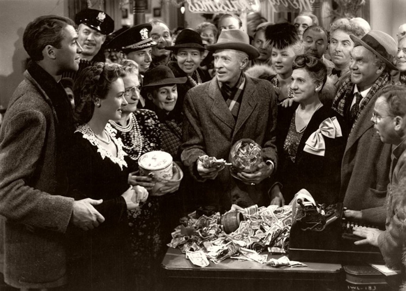 Эта прекрасная жизнь / It’s a Wonderful Life (1946): кадр из фильма